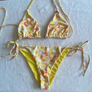 Floral Two-Piece Tie-Up Bikini 🌼👙